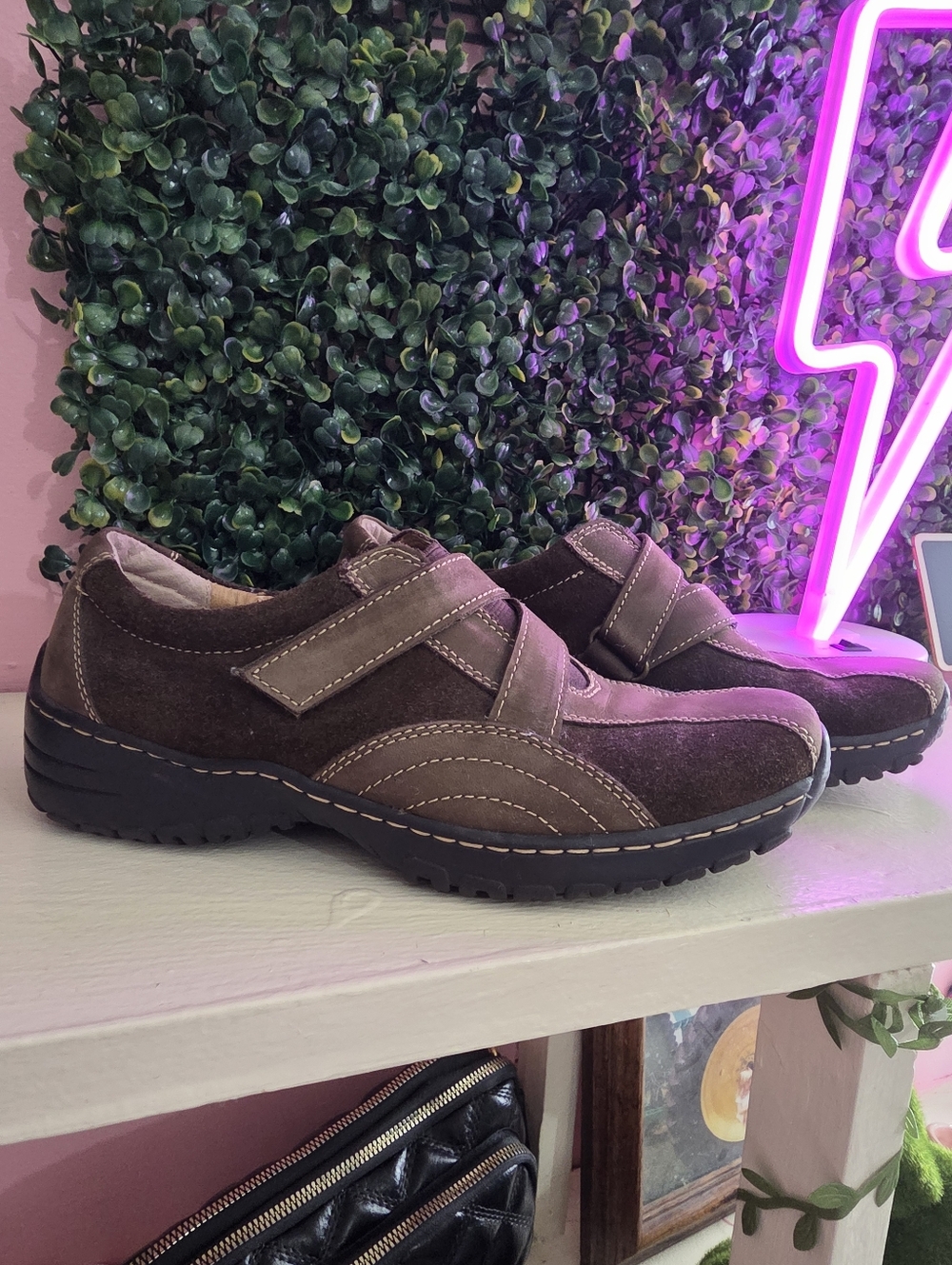 G.H Bass & Co (BASS) Leather and Suede Casual Comfort Slip-On Shoes in Brown